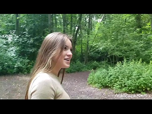 ❤️ Mwen sigjere Evelina ke nou fout nan yon plas piblik! Li di wi. Lè sa a, mwen foutu l 'nan bourik la ak kom nan bouch li. Lè sa a, li pissed tèt li. Super sèks nan ht.mailkassa.ru ☑